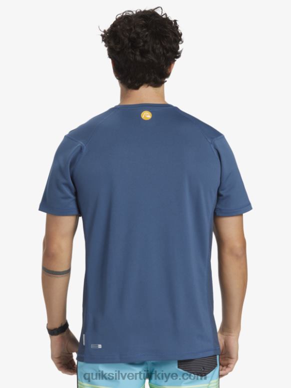 Quiksilver erkekler waterman bambu kontrol 2 upf 50 kısa kollu sörf tişörtü 226FP275 mavi bayrak